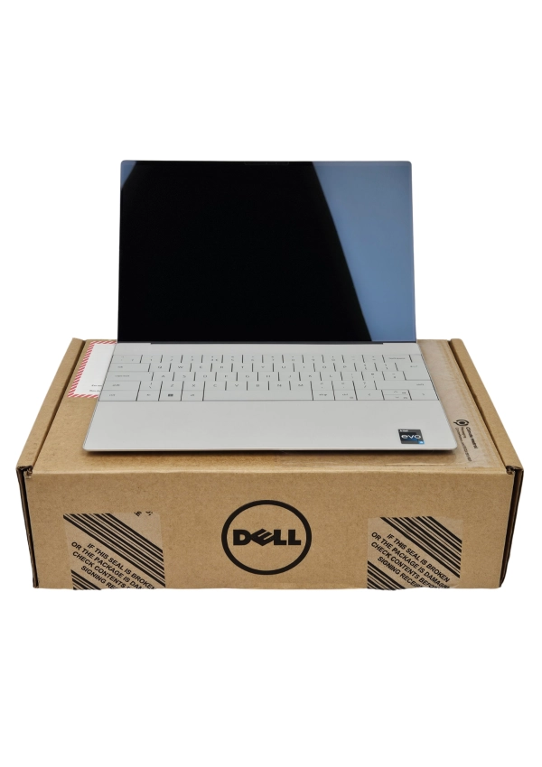 Bezramkowy aluminiowy ultrabook Dell XPS 9320 i5-1240P 16GB 512GB SSD 13,4